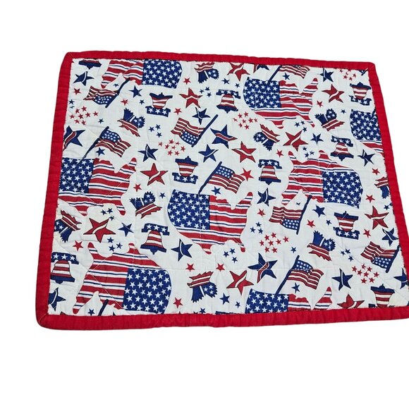 Patriotic Quilted Placemats Set Of 4 Fireworks & Stars Double-Sided Design Red/W - Picture 12 of 15